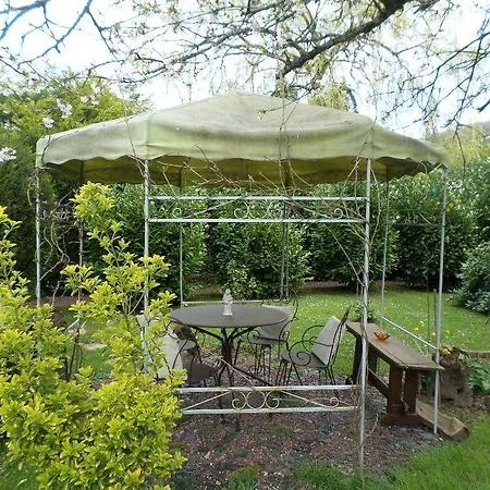 La Chevallerie * Isigny-le-Buat